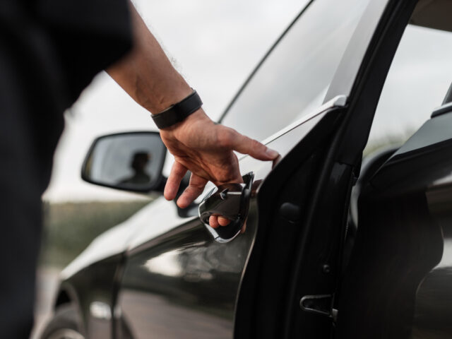 Fast Lockout Assistance Near You: Get Back on the Road Quickly with Catlett’s