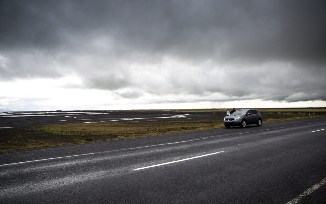 What to Do If Your Car Breaks Down on the Highway